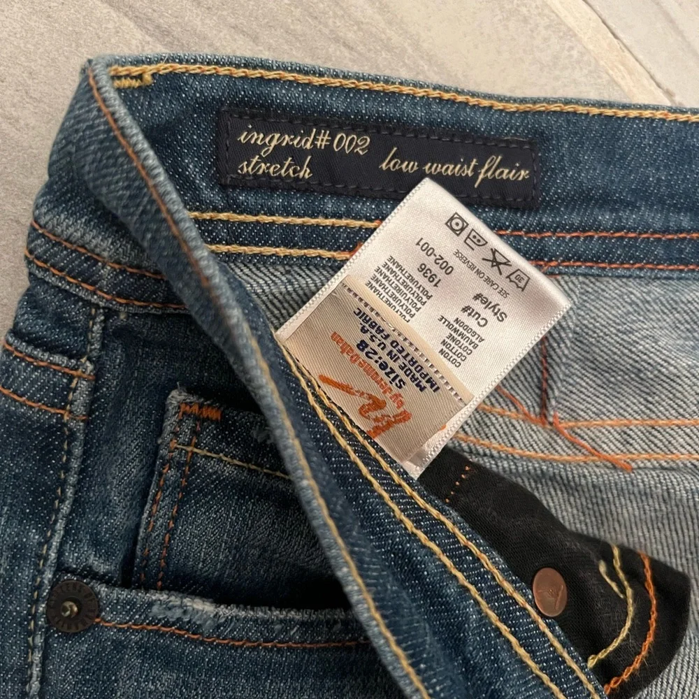 Citizens of Humanity ingrid #002 stretch low waist flair jeans - Picture 2 of 4
